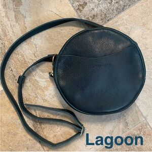 Portland Leather Goods Lagoon Large Circle EUC